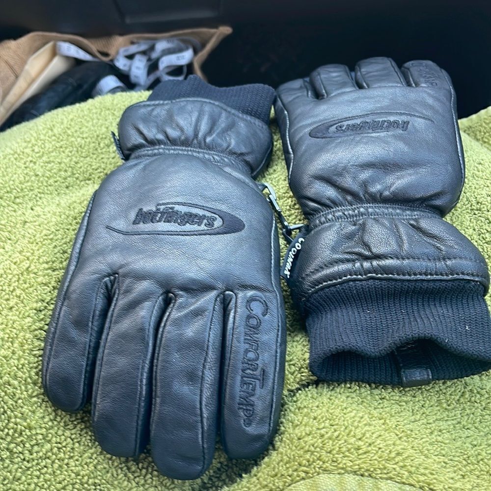 Hotfingers CoolMax women’s small waterproof gloves excellent shape leather.